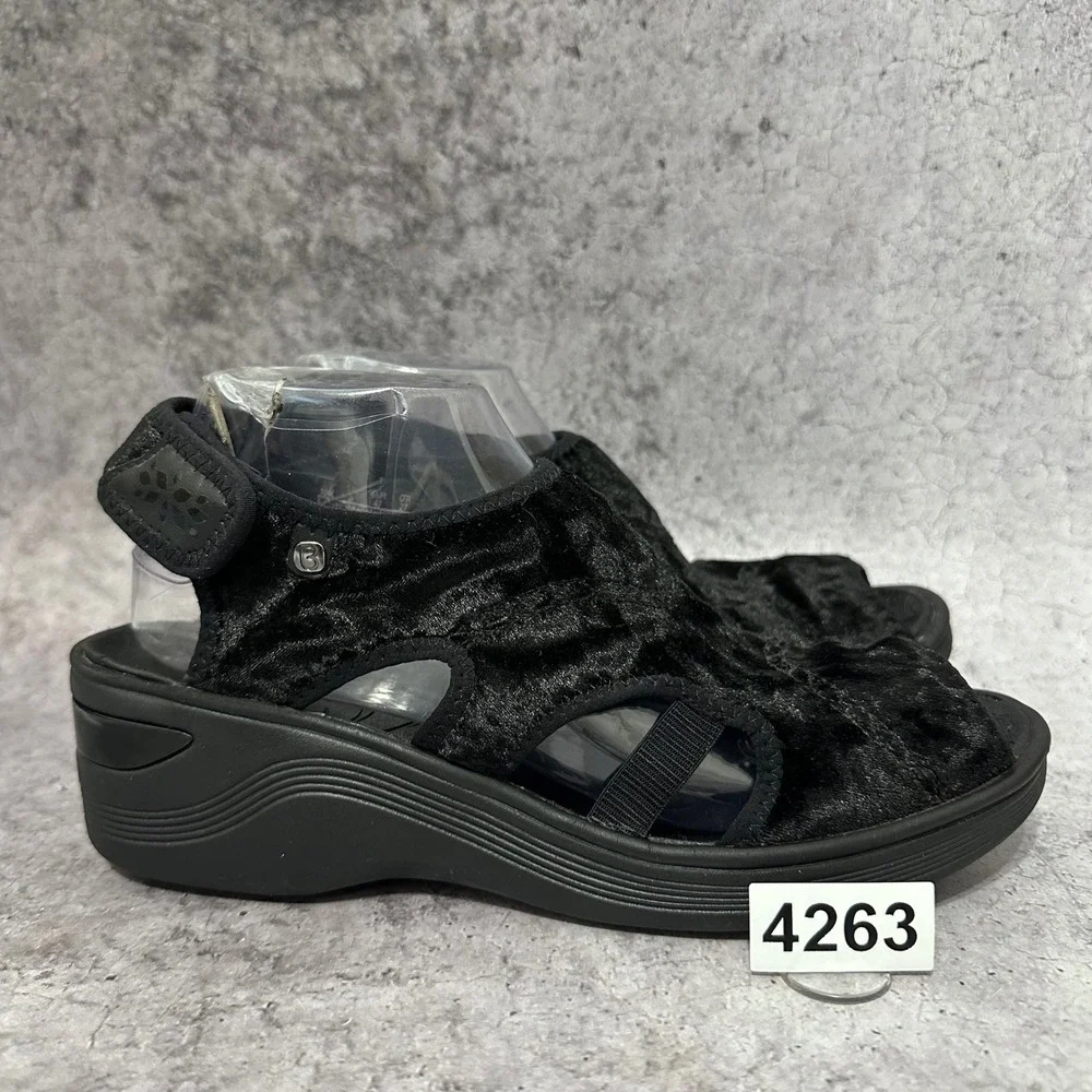 Bzees Drama Sandal Womens 10 Black Crushed Velvet Wedge Slingback Washable